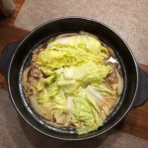 白菜と豚バラのミルフィーユ鍋☆中華風